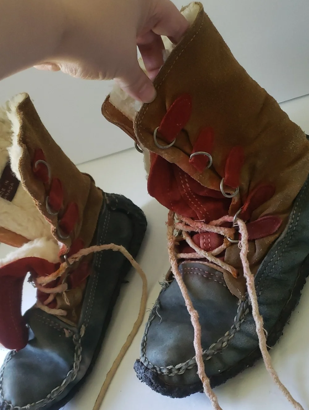 Canadian Moccasin Boots Size 9